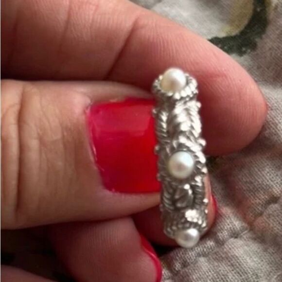 *Judith Ripka* 🌺COQUETTE🌺 Sz 6.75 925 SS Wrapped-Pearl Triple Cable Band Ring - Picture 8 of 13